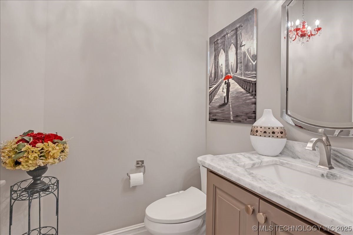 1105 W 84th Street Property Photo 47