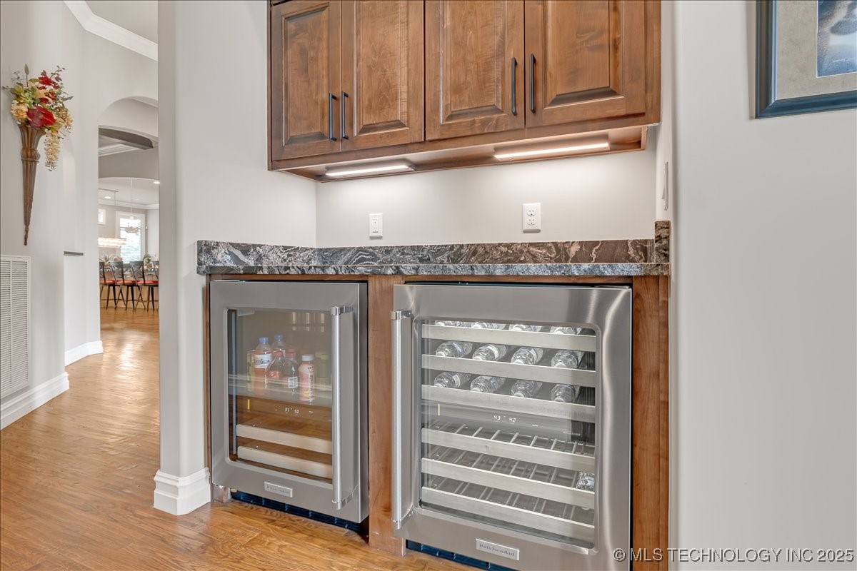 1105 W 84th Street Property Photo 57