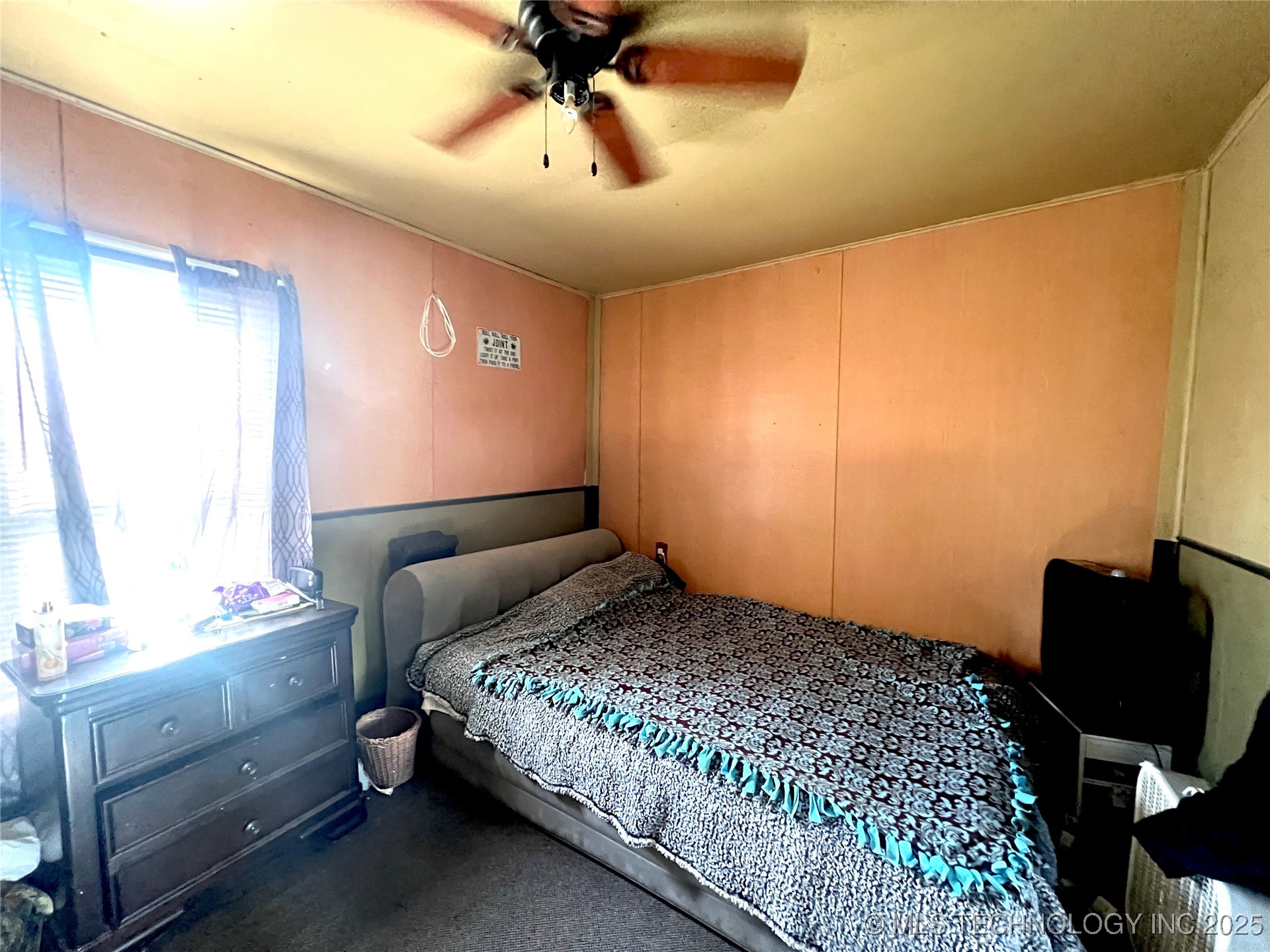 31 W 8th Street Property Photo 11