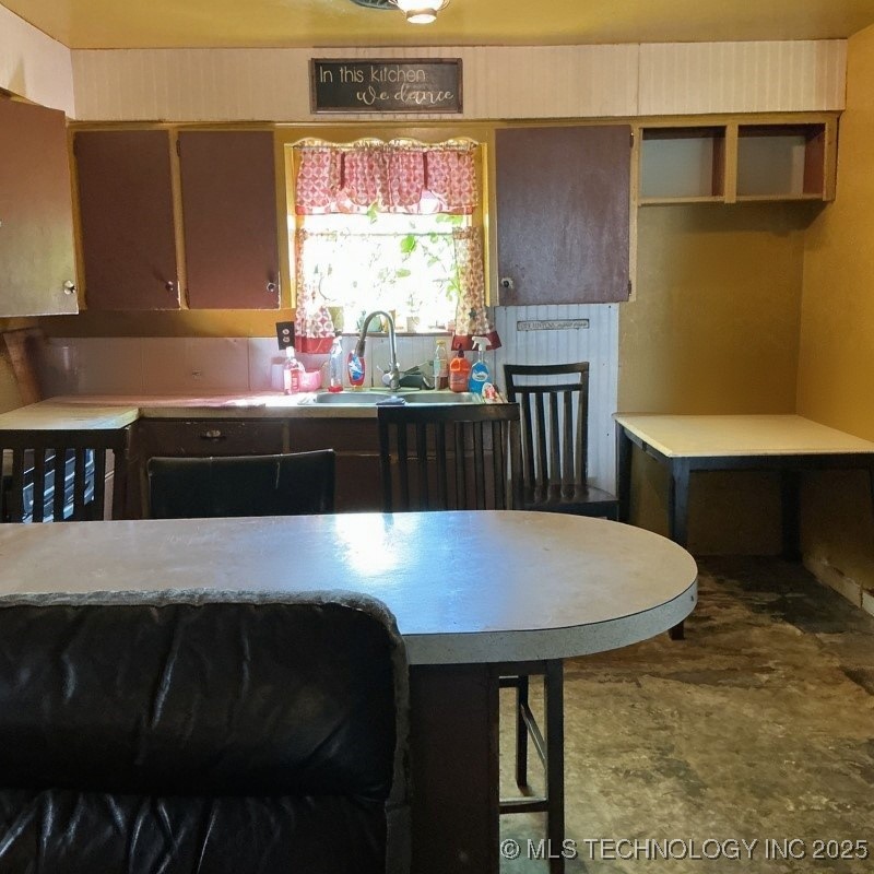 101 Sw Hayes Street Property Photo 6