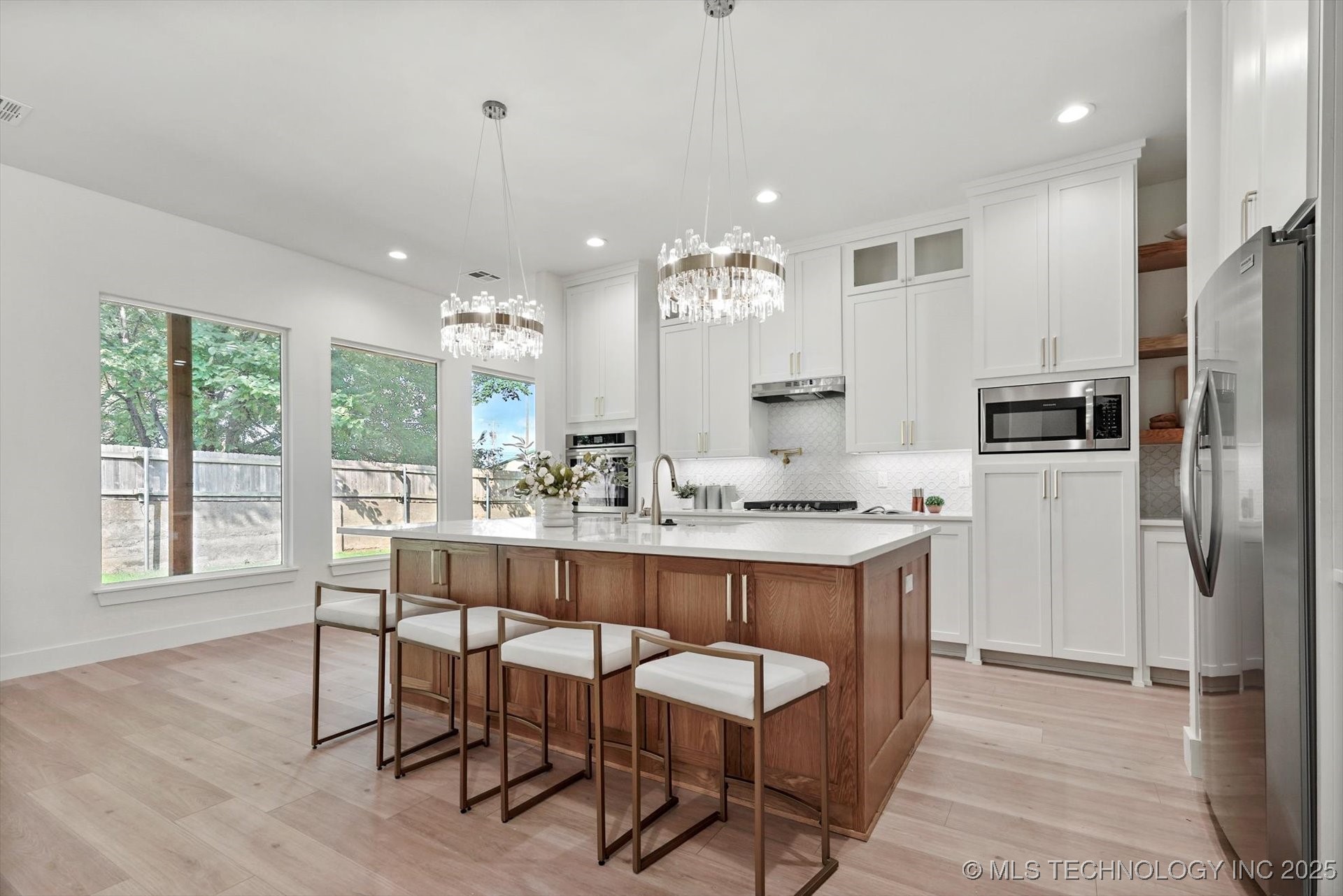 7927 E 26th Place Property Photo 6