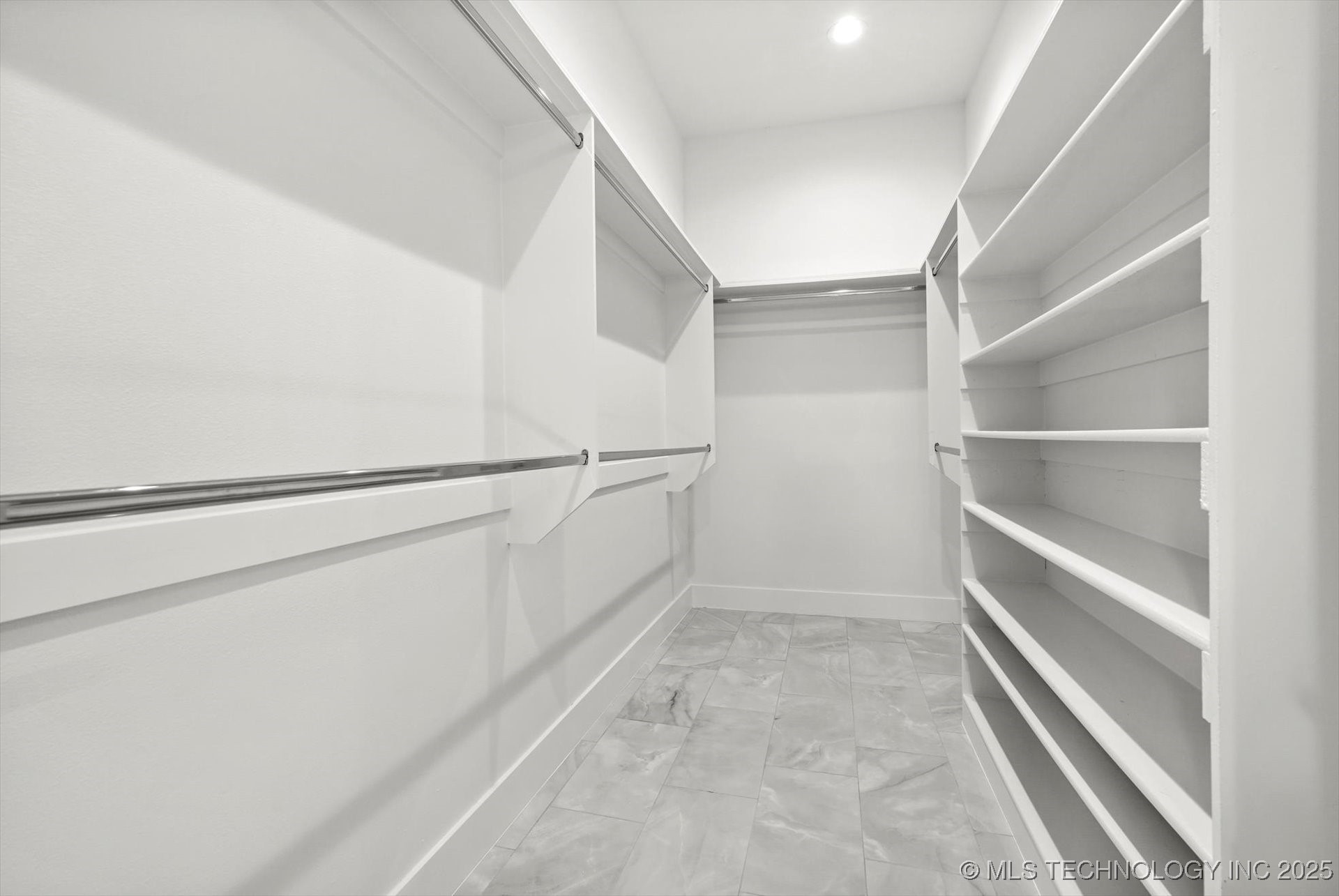 7927 E 26th Place Property Photo 17