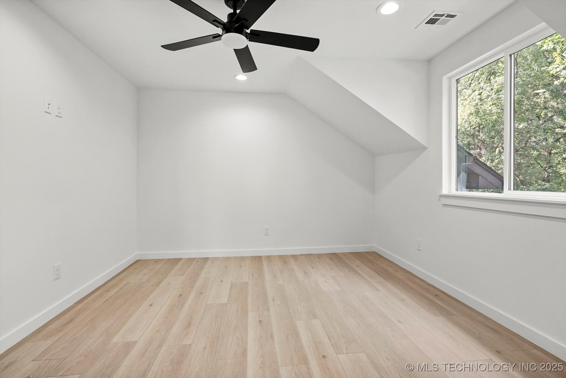 7927 E 26th Place Property Photo 22