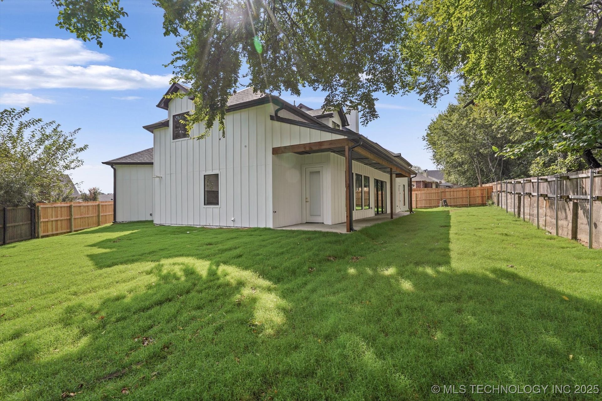 7927 E 26th Place Property Photo 27