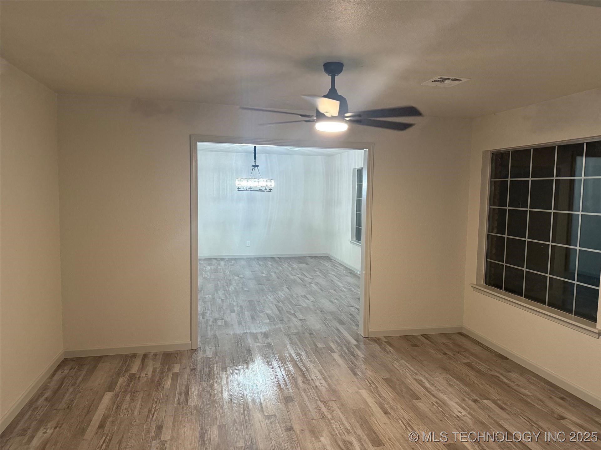 1314 Jordan Lane Property Photo 10