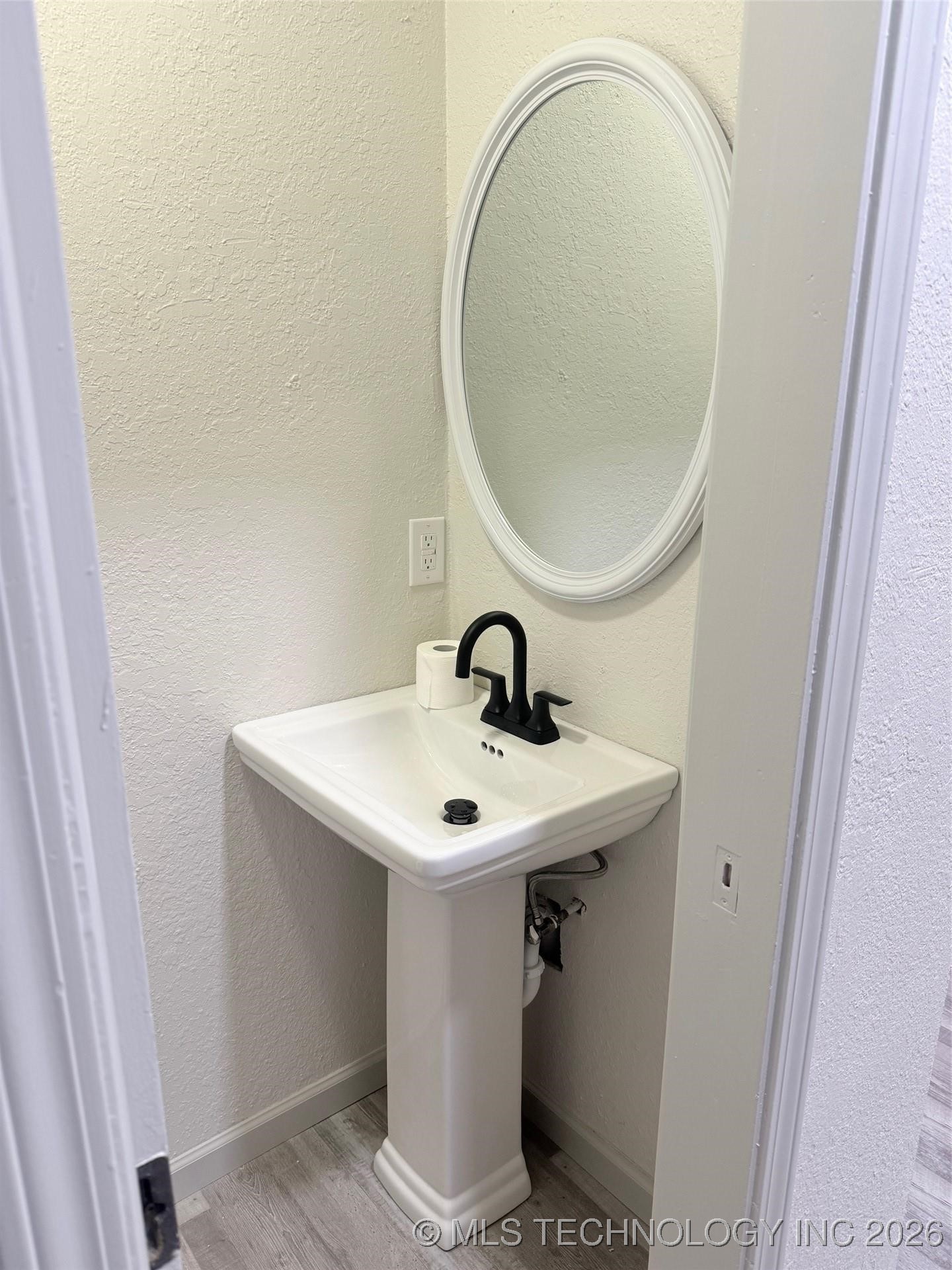 1314 Jordan Lane Property Photo 18