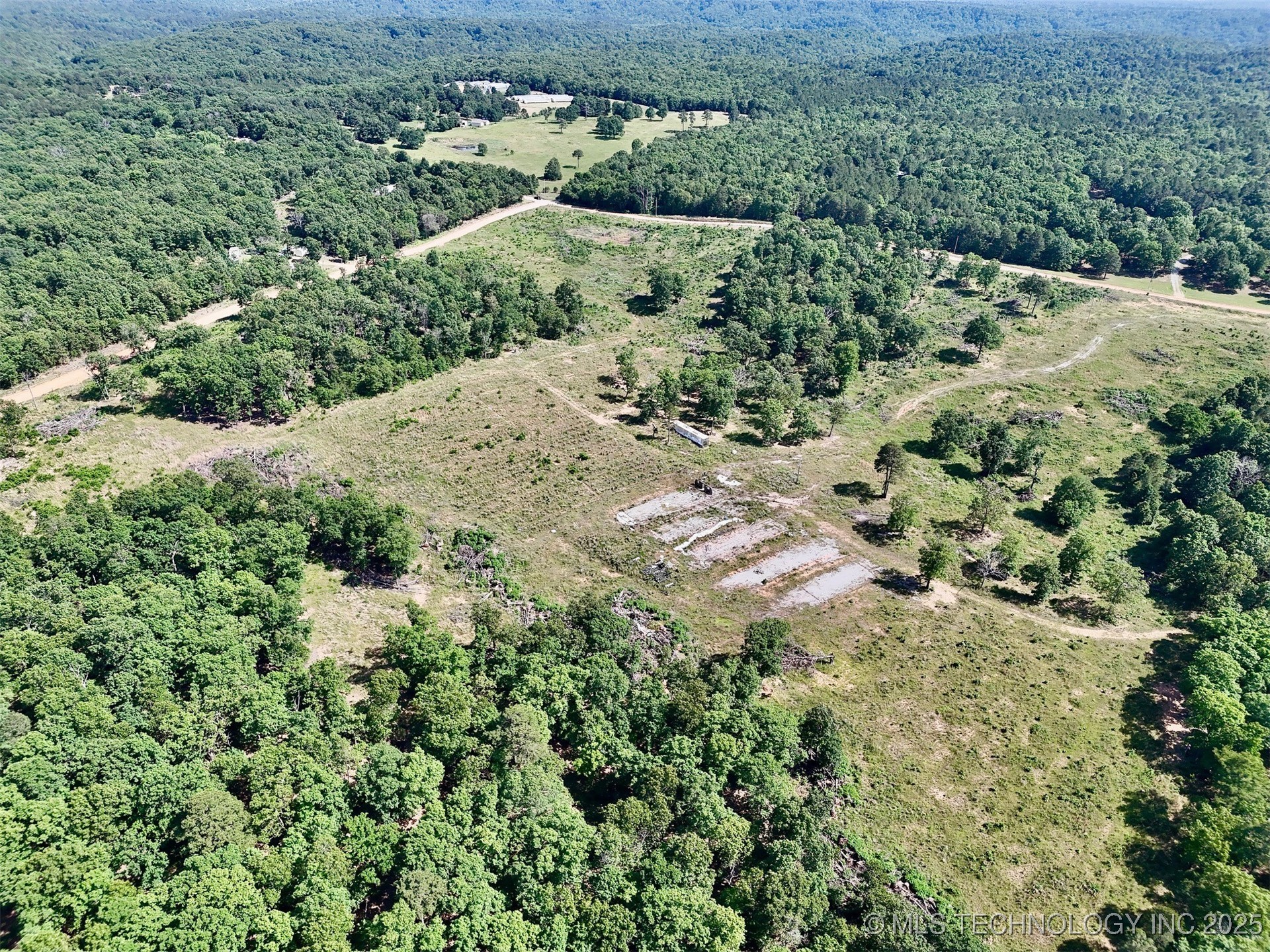 10761 E 590 Road Property Photo 5