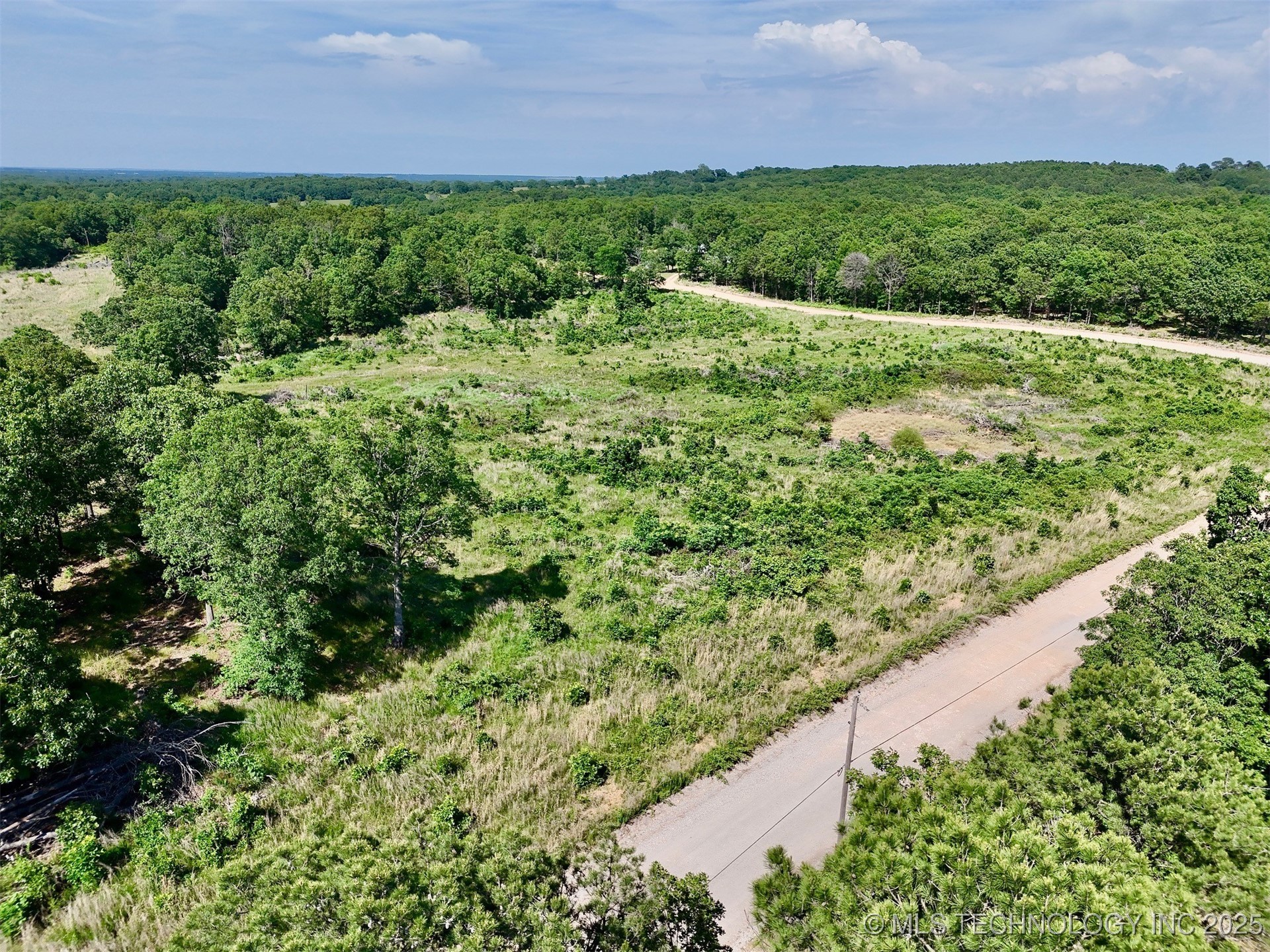 10761 E 590 Road Property Photo 17