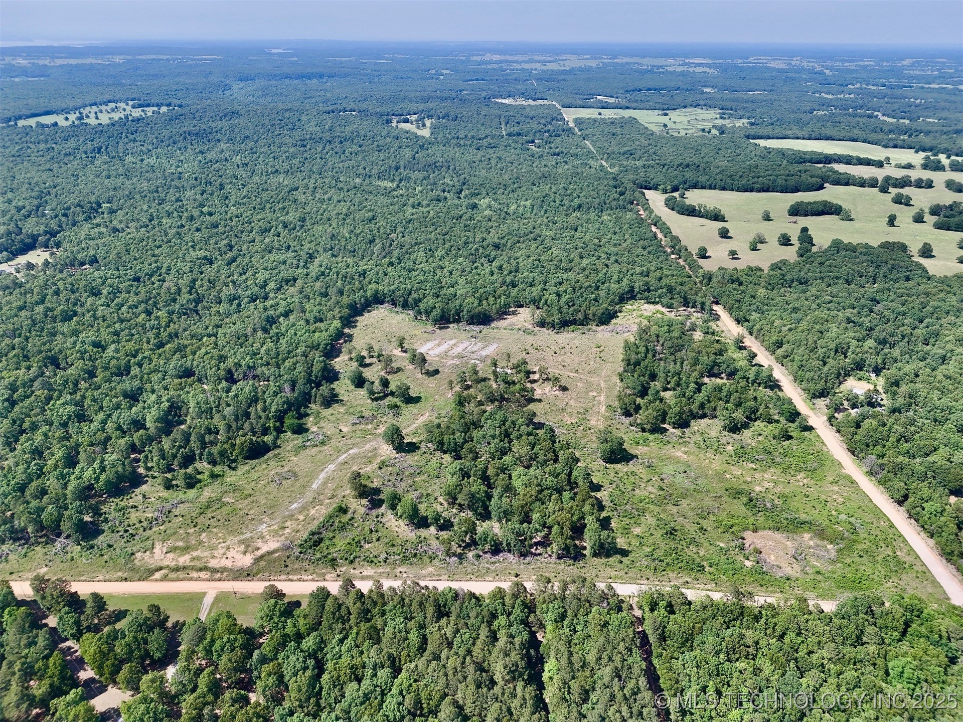 10761 E 590 Road Property Photo 23