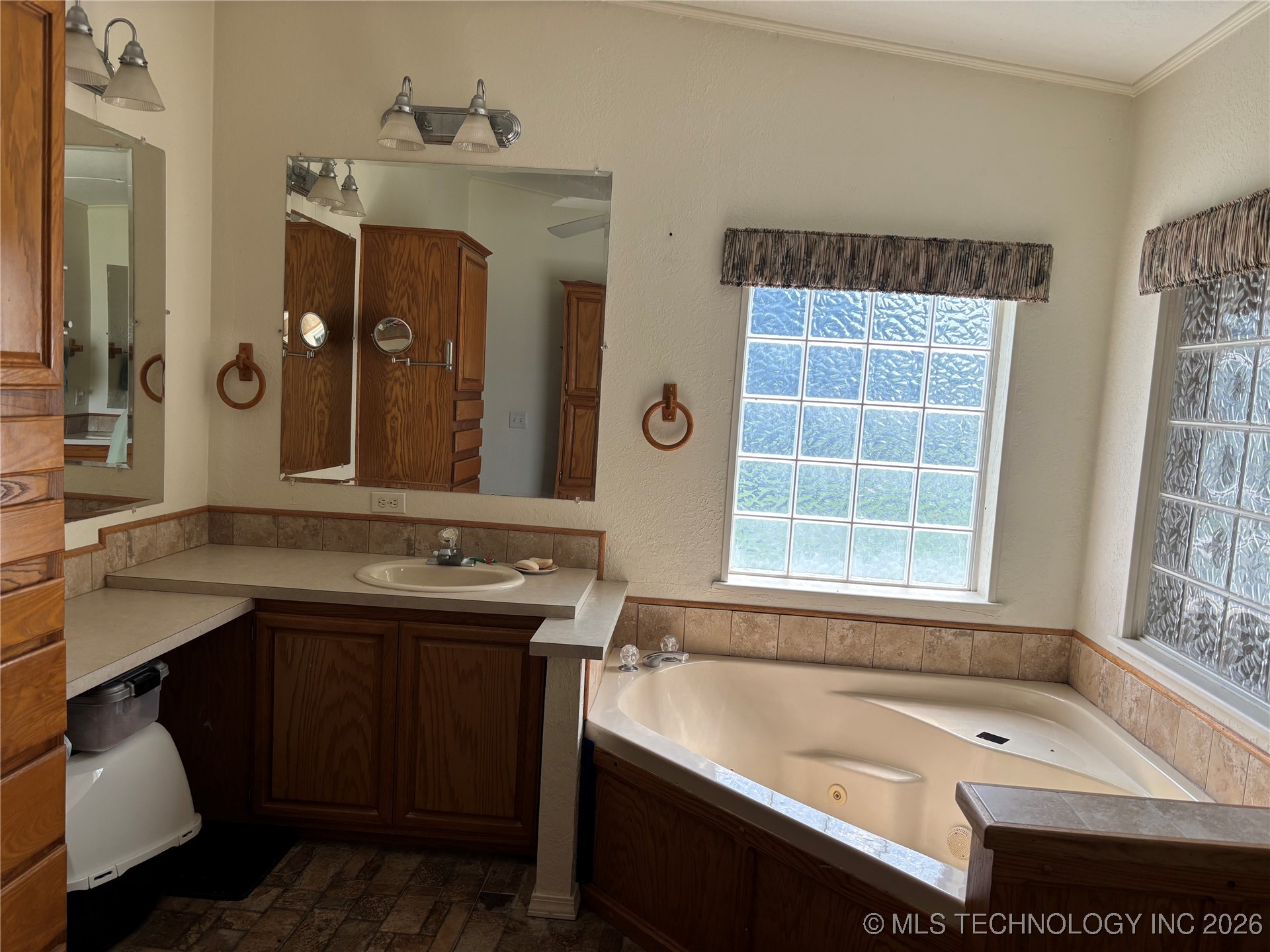 25431 S 606 Lane Property Photo 17