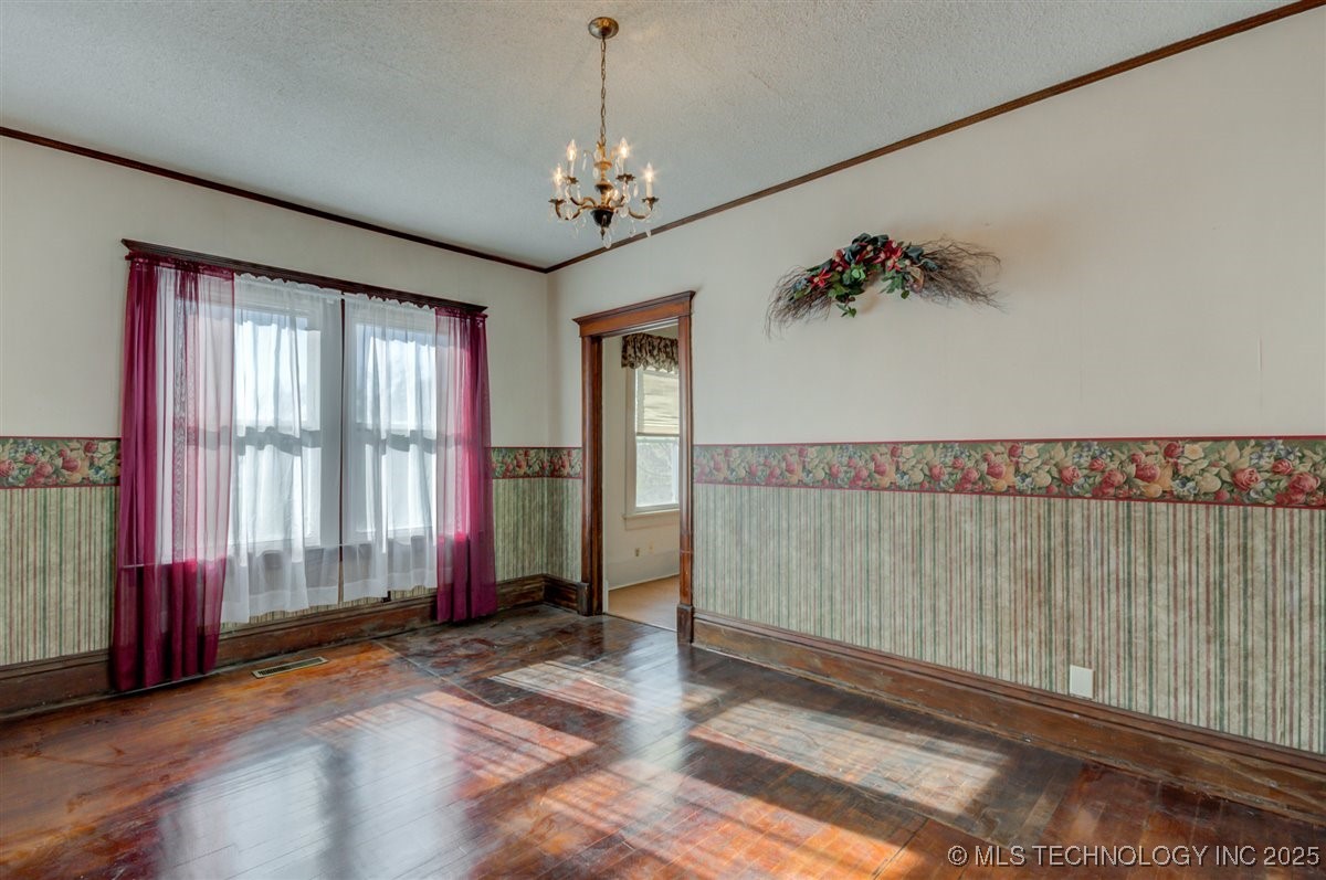 110 S Hickory Street Property Photo 11