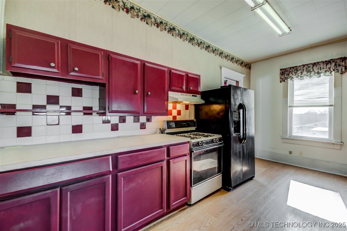 110 S Hickory Street Property Photo 19