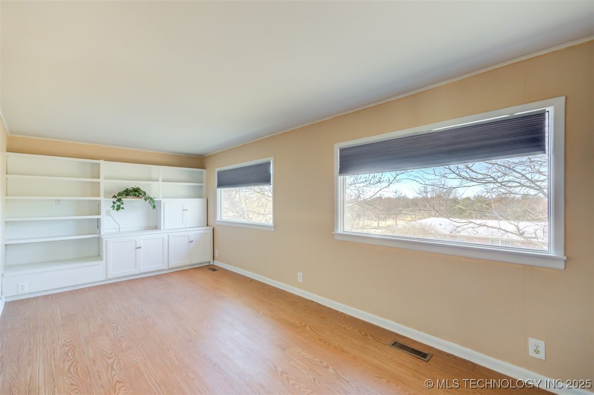 110 S Hickory Street Property Photo 20