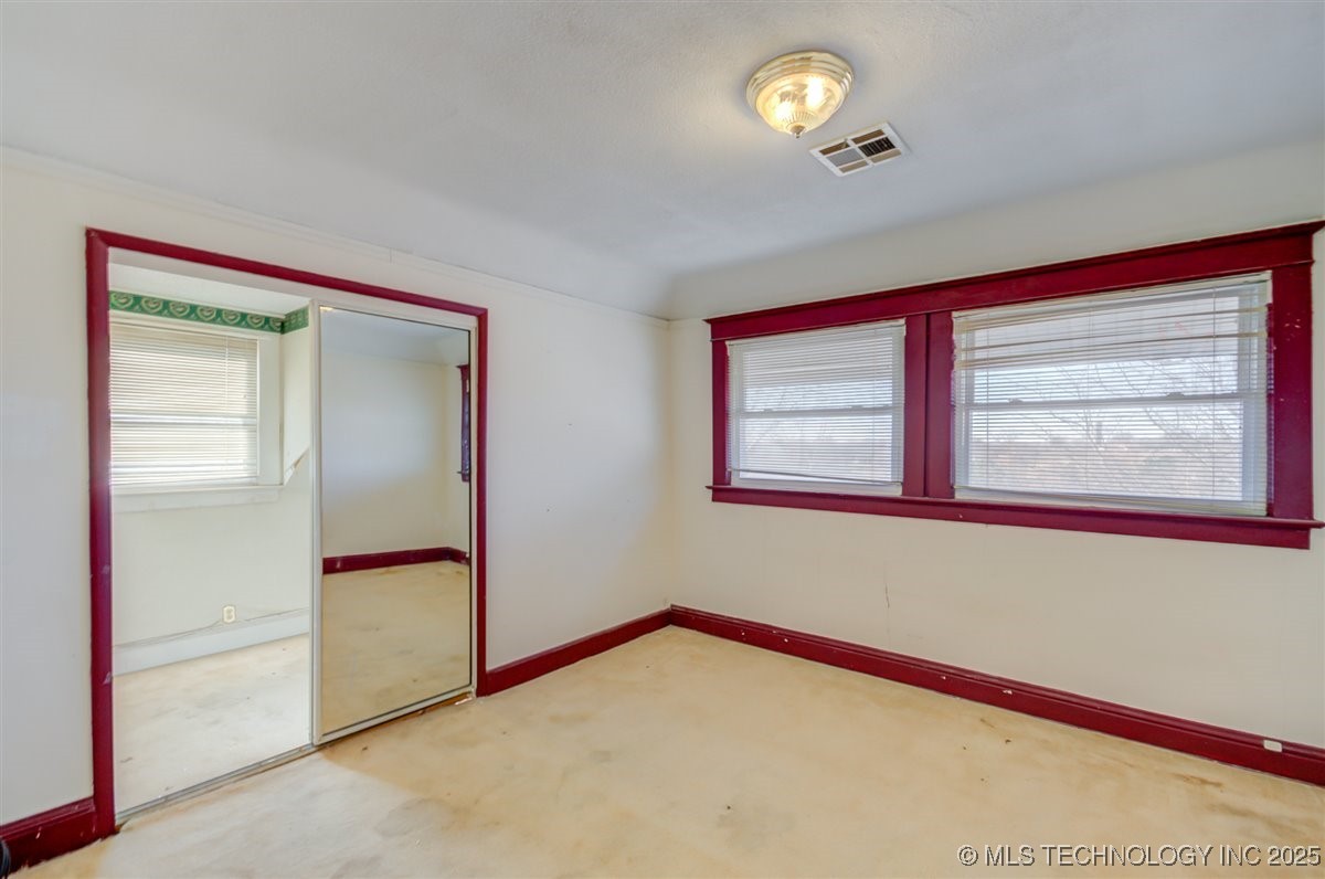 110 S Hickory Street Property Photo 22