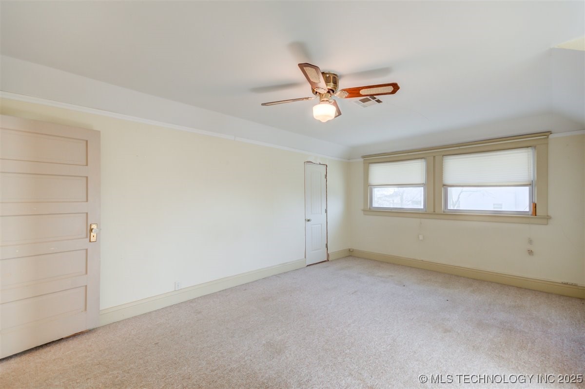 110 S Hickory Street Property Photo 31