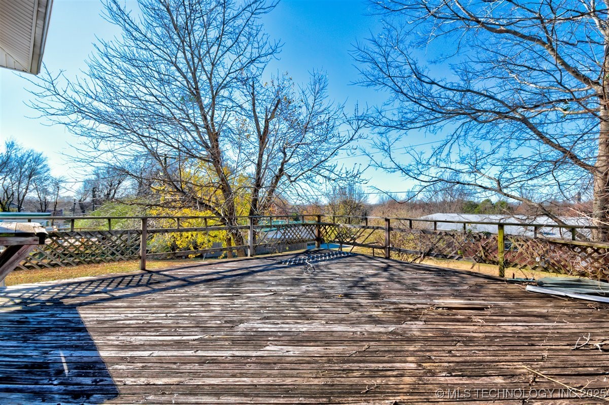 110 S Hickory Street Property Photo 46