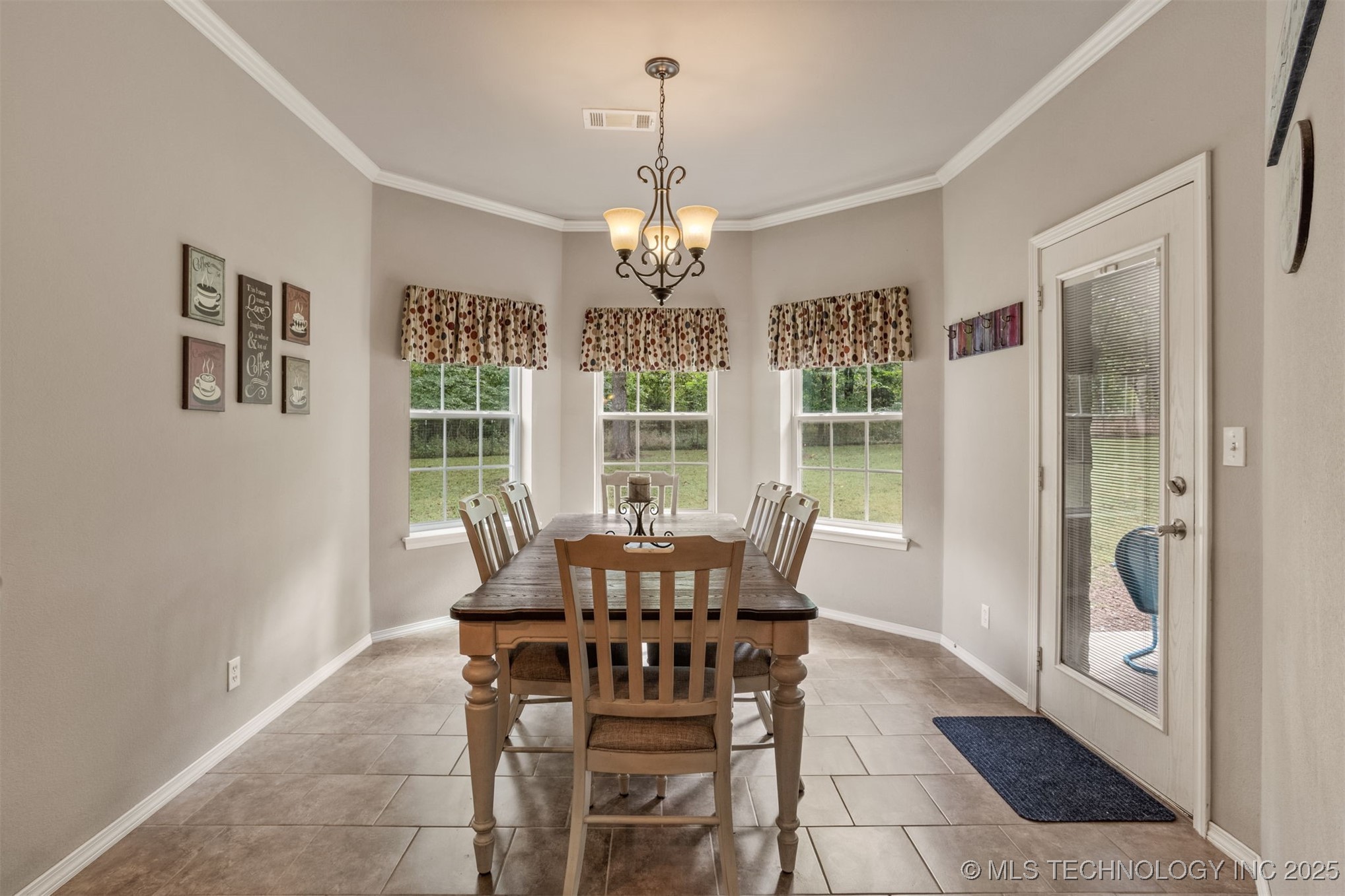 14155 E 540 Road Property Photo 21