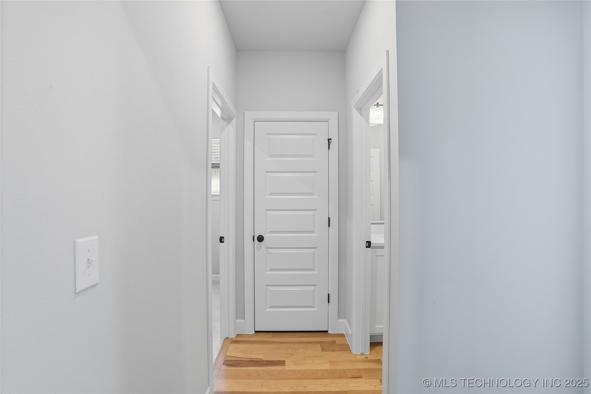 13648 S 21st Place E Property Photo 11