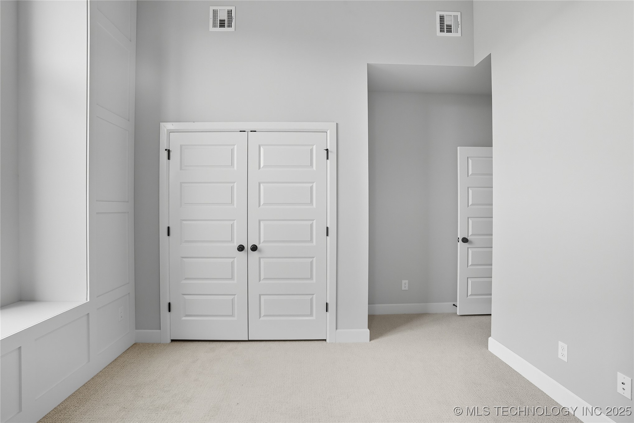 13648 S 21st Place E Property Photo 20