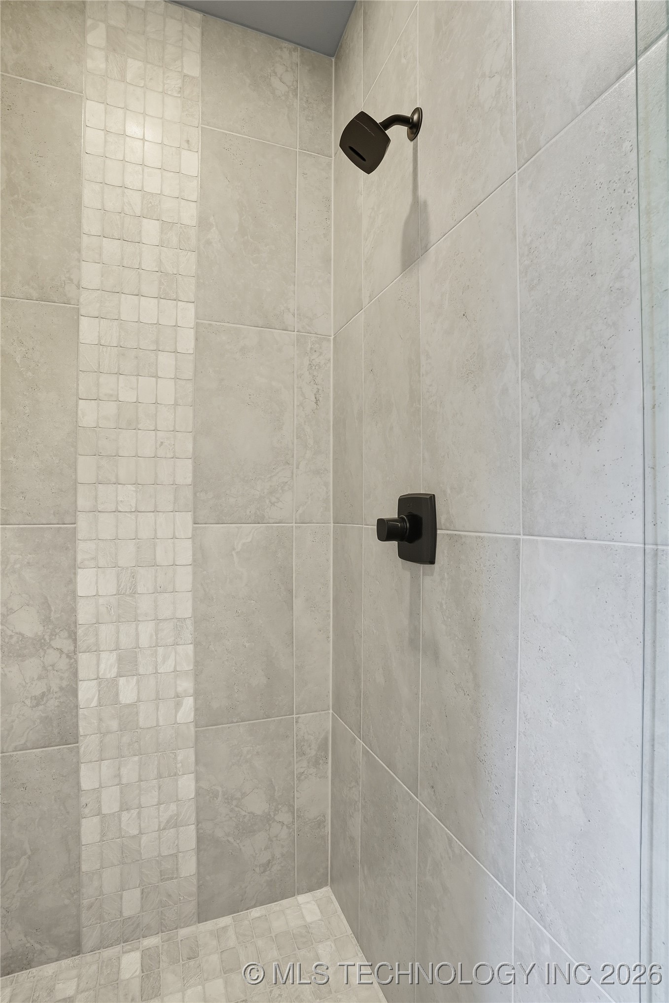 13648 S 21st Place E Property Photo 32