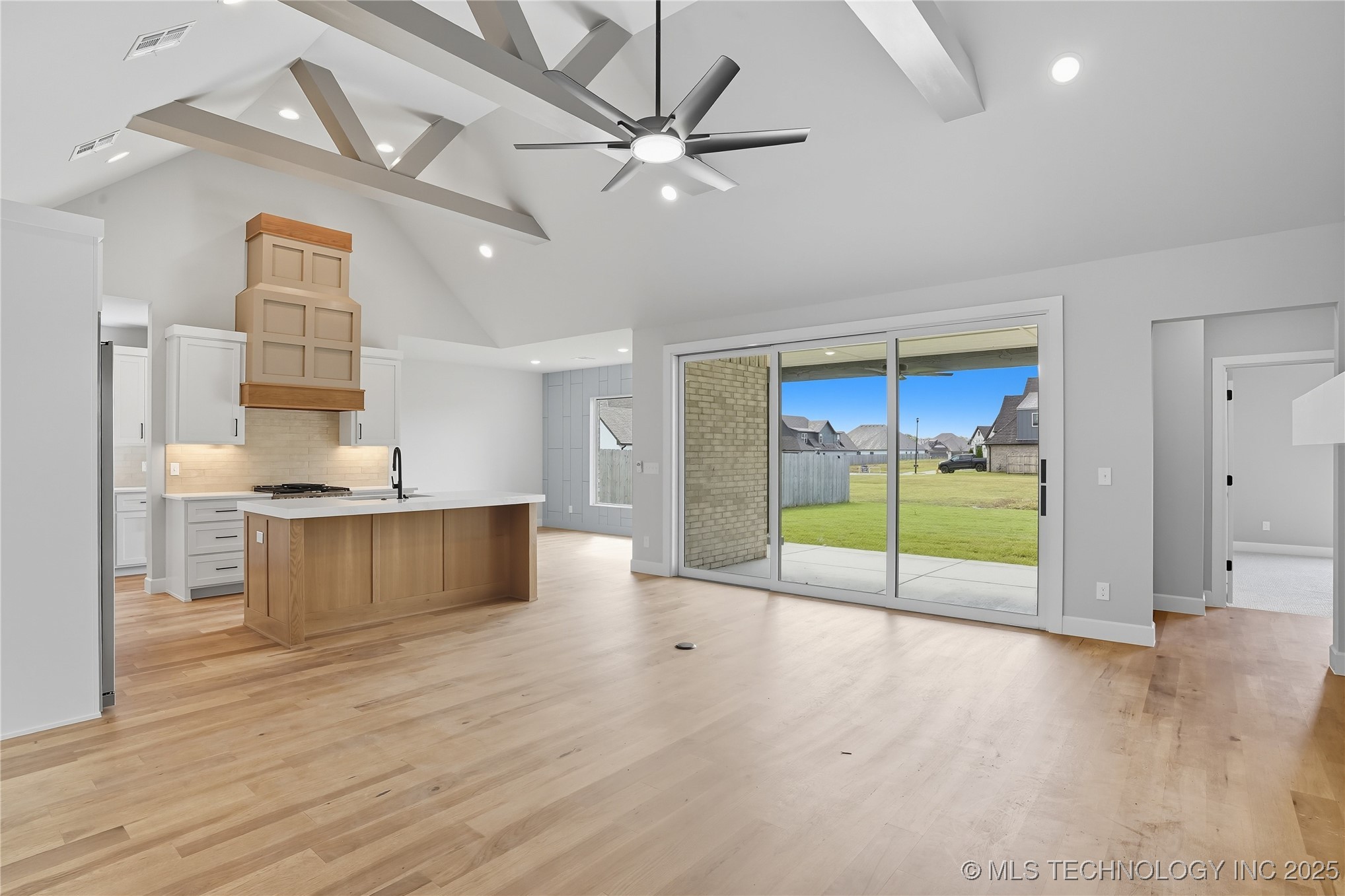 13648 S 21st Place E Property Photo 40