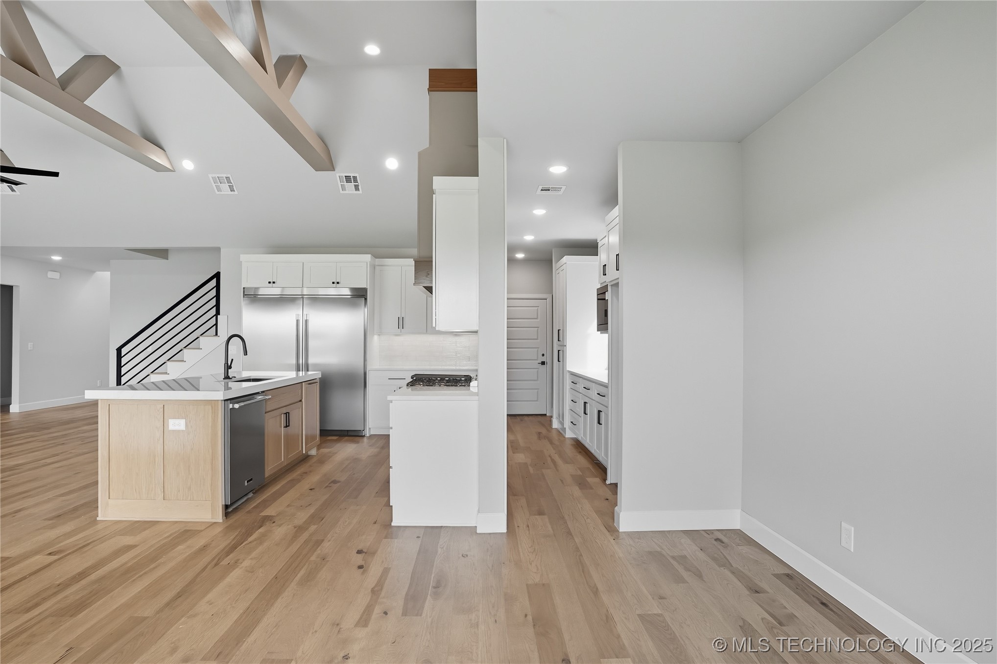 13648 S 21st Place E Property Photo 47