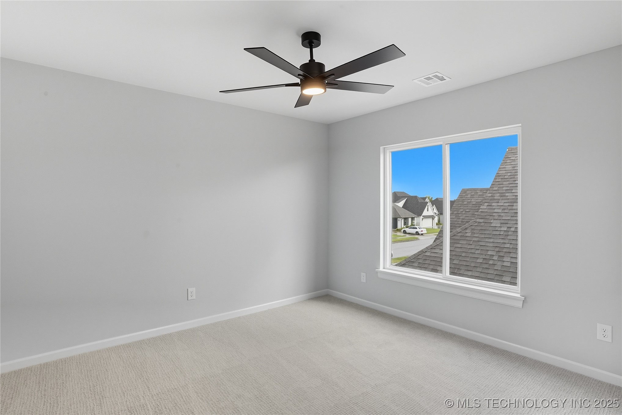 13648 S 21st Place E Property Photo 53