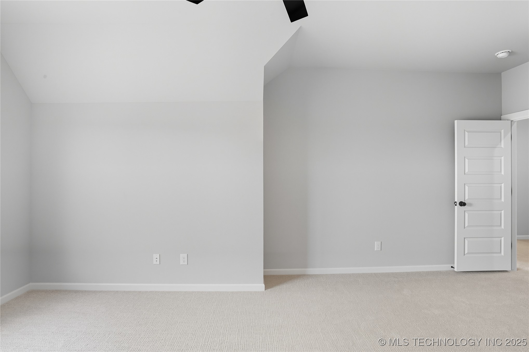 13648 S 21st Place E Property Photo 60