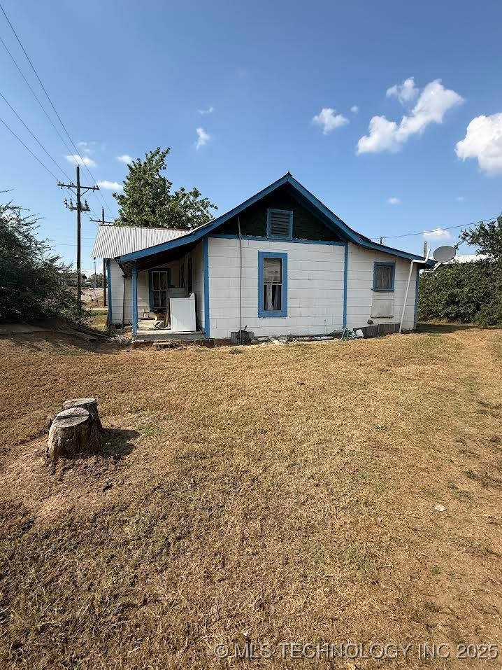 106 Midland Avenue Property Photo 1