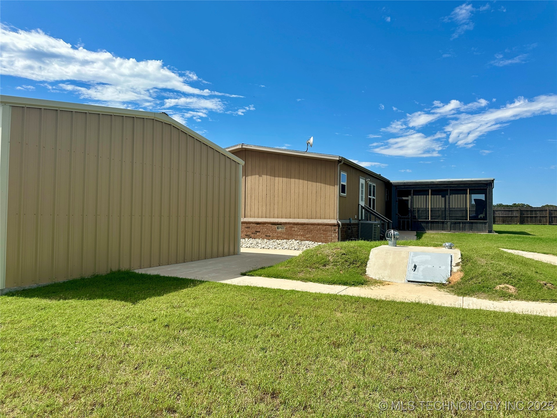 11814 Taylor Island View Road Property Photo 44