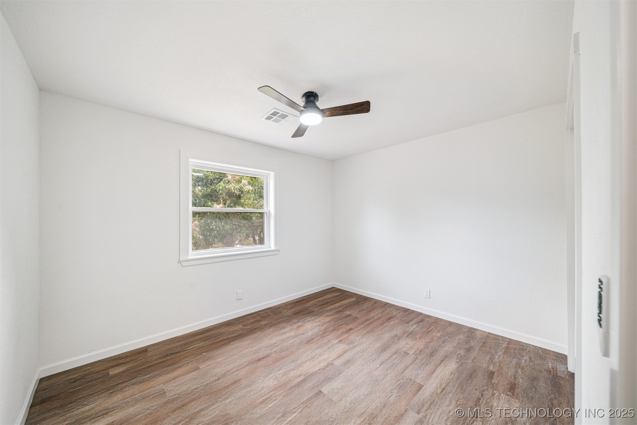 5023 S 27th West Avenue Property Photo 12