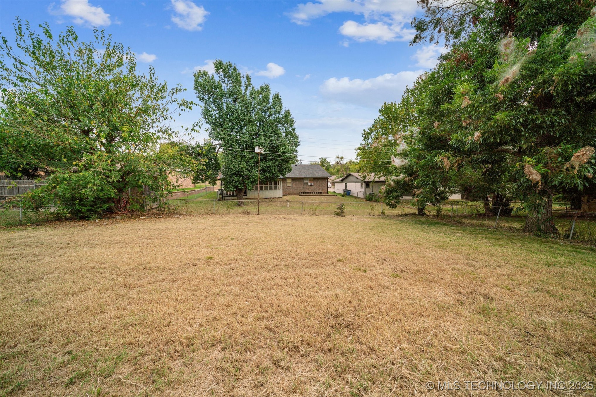 5023 S 27th West Avenue Property Photo 15