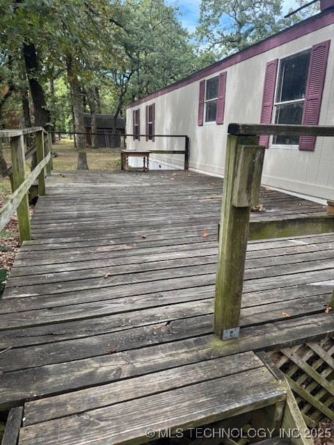 4243 Aqua Road Property Photo 2