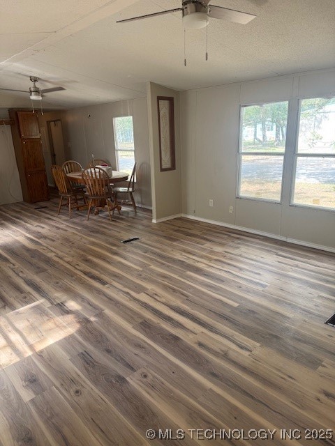 4243 Aqua Road Property Photo 5