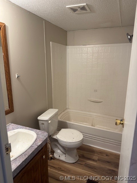 4243 Aqua Road Property Photo 14