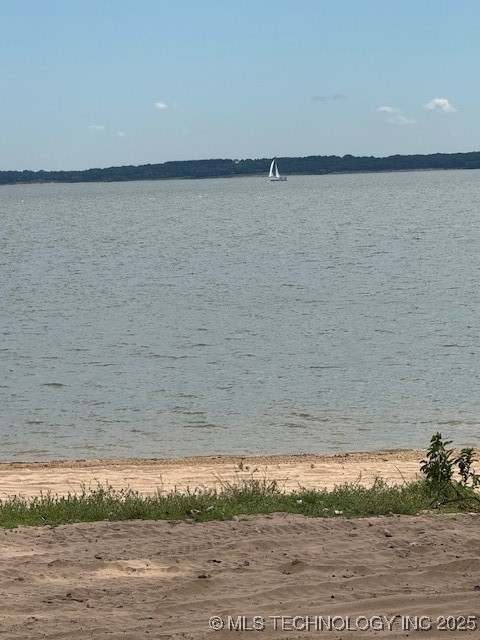 4243 Aqua Road Property Photo 19