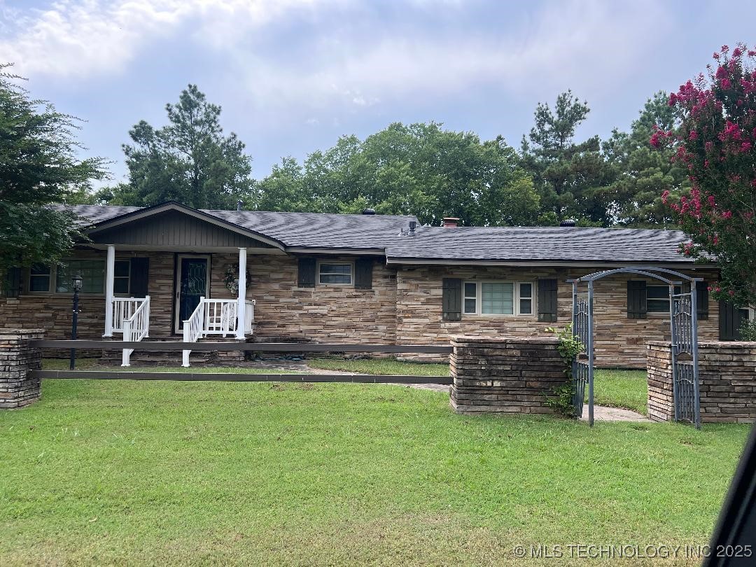 203 Ne H Street Property Photo 1