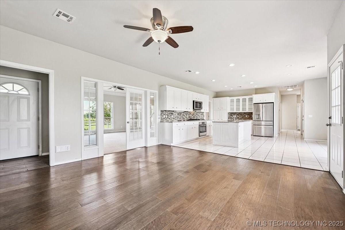 16928 S Peoria Avenue Property Photo 13