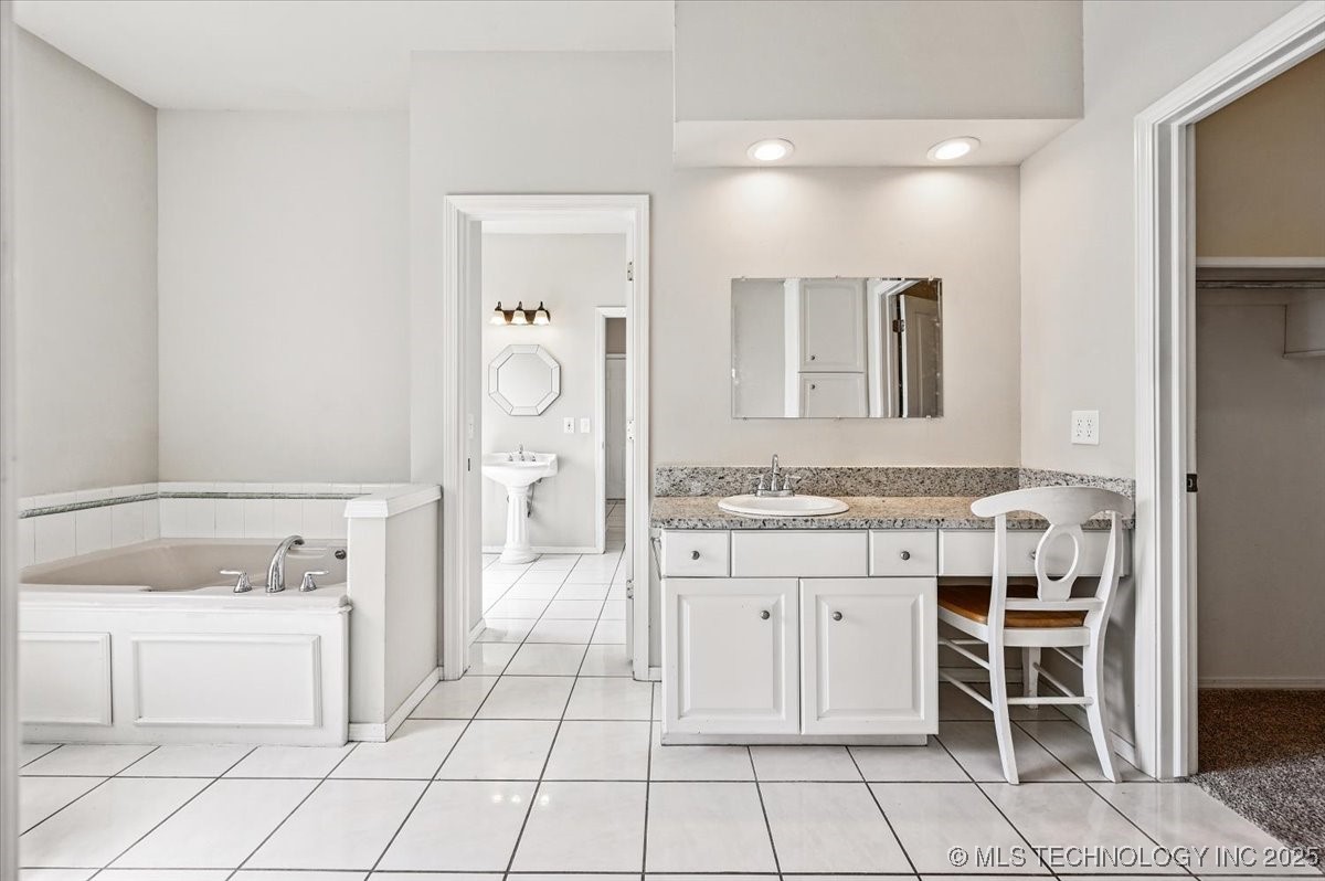 16928 S Peoria Avenue Property Photo 28