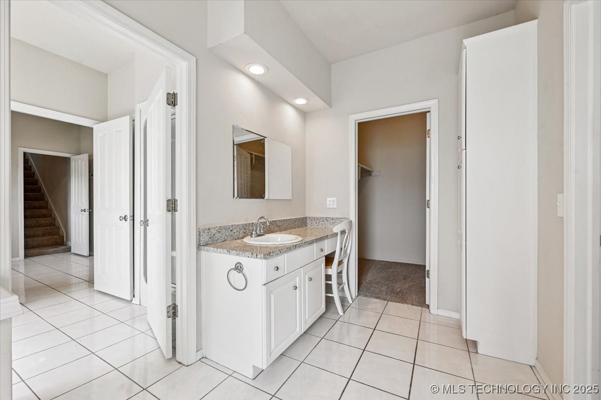 16928 S Peoria Avenue Property Photo 29