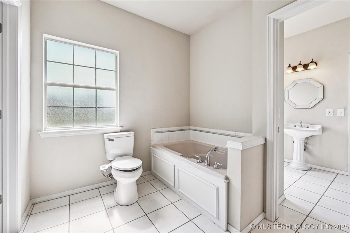 16928 S Peoria Avenue Property Photo 30