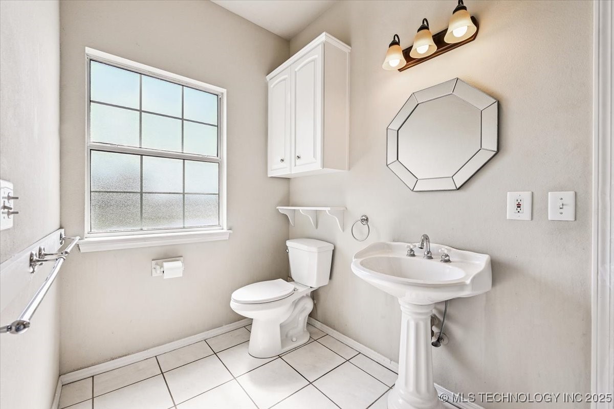 16928 S Peoria Avenue Property Photo 32