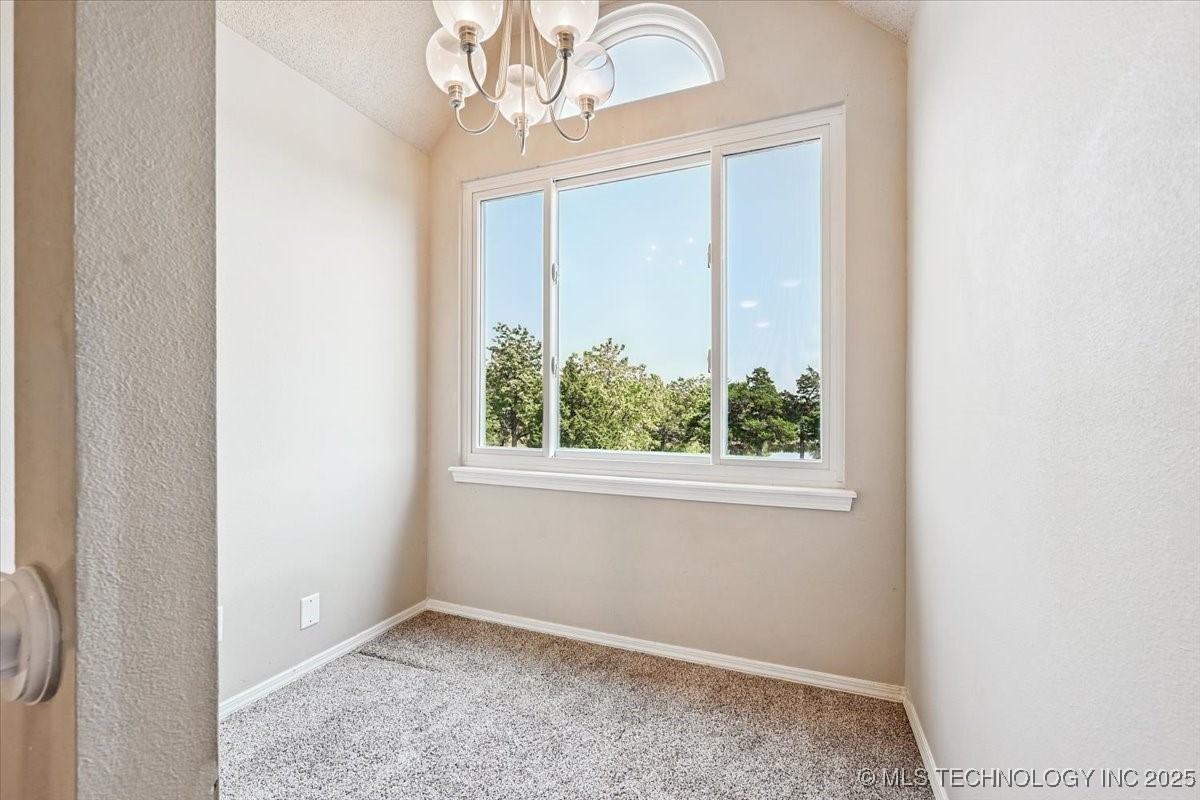 16928 S Peoria Avenue Property Photo 39