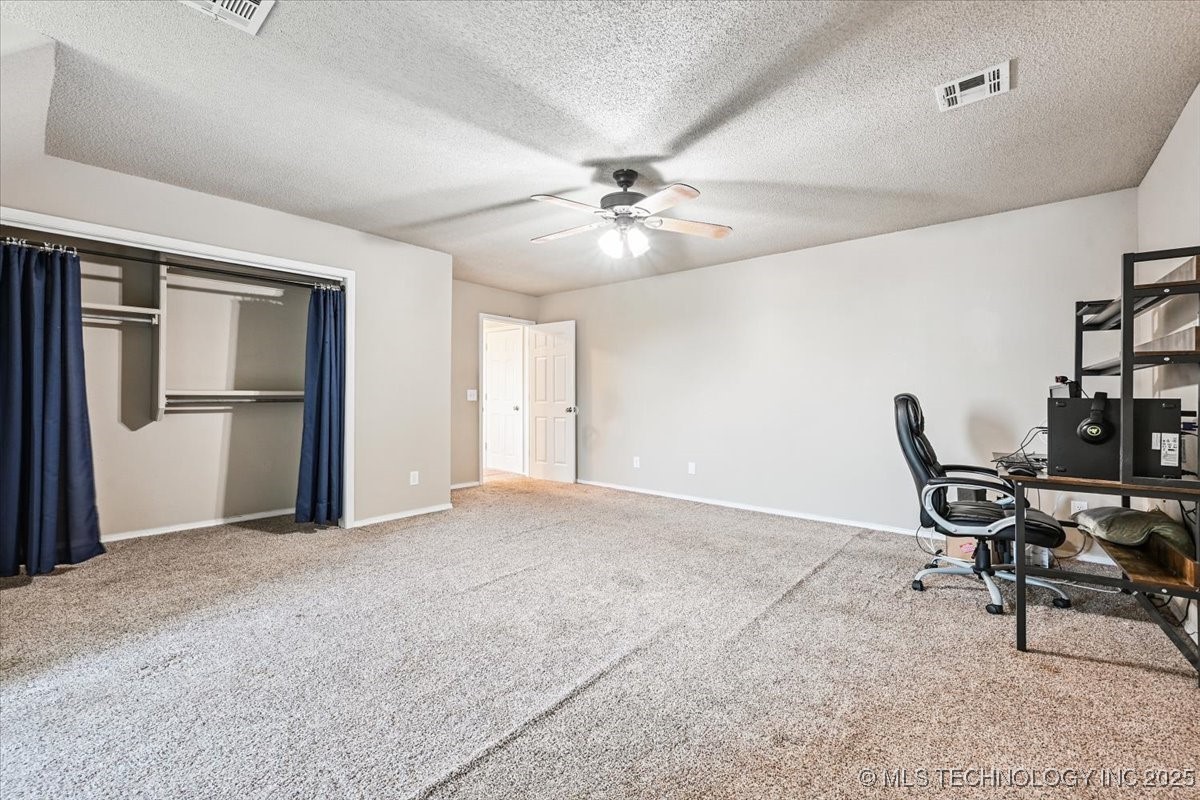 16928 S Peoria Avenue Property Photo 48