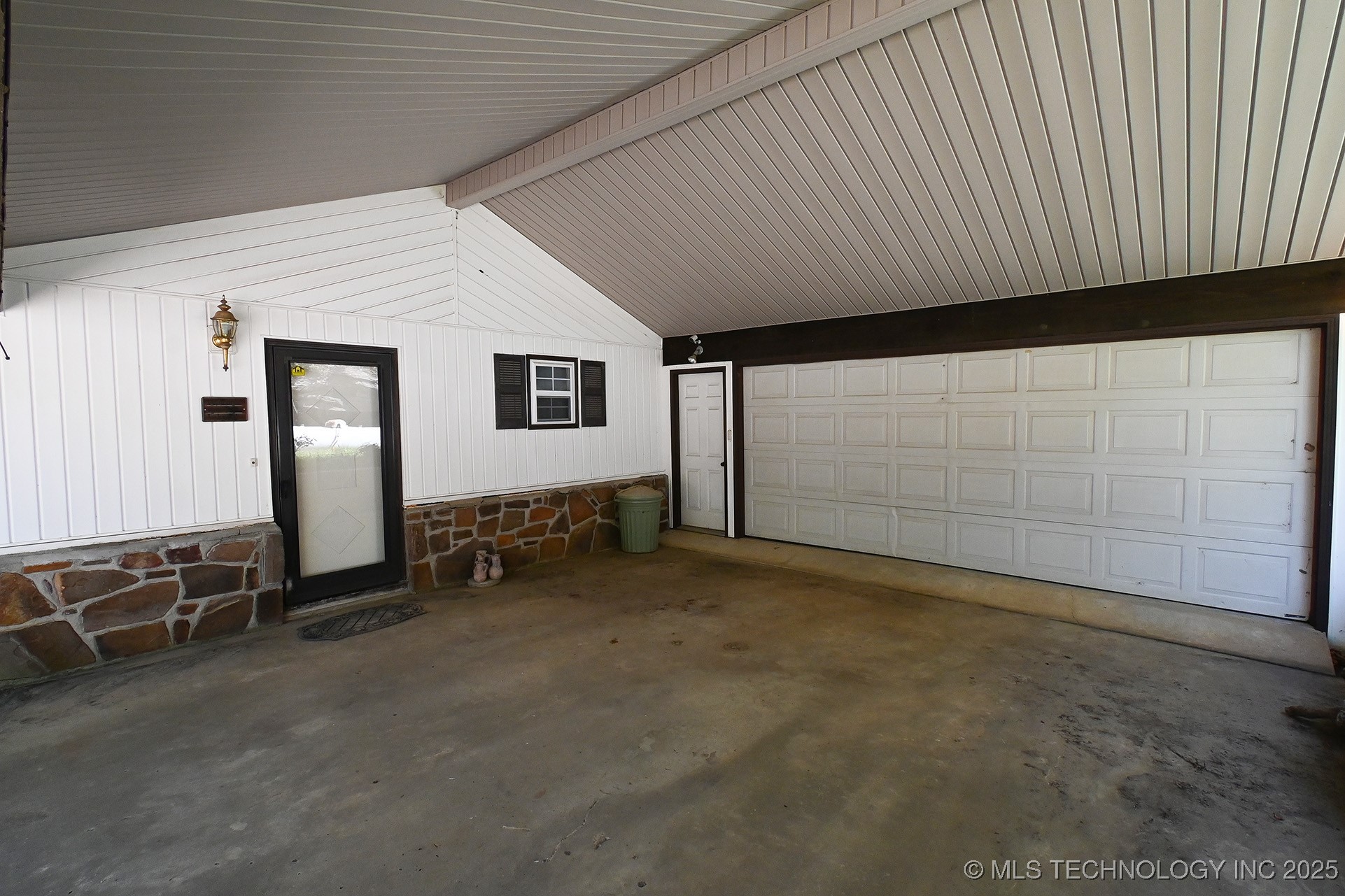96221 S Redbud Lane Property Photo 4