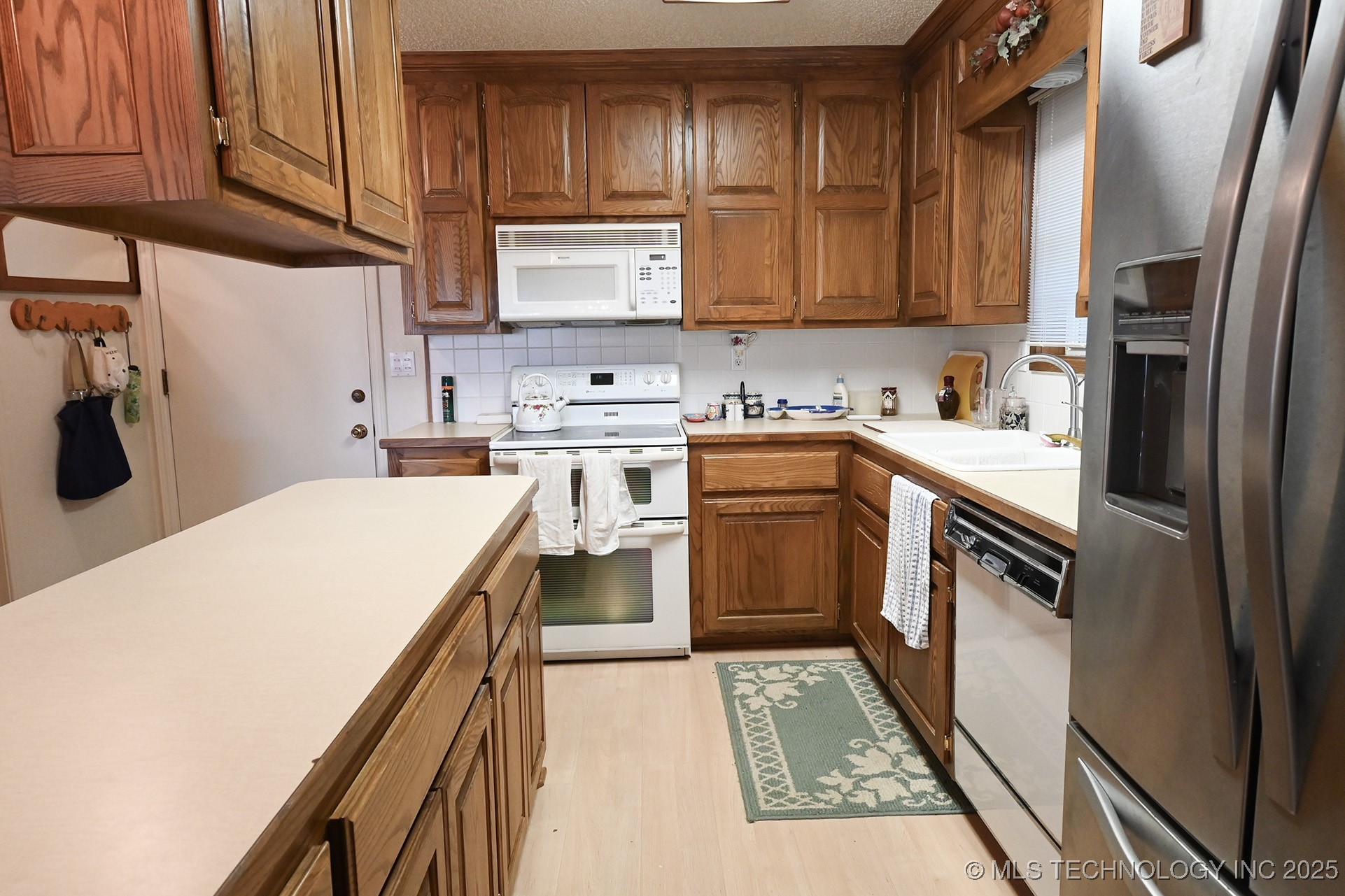 96221 S Redbud Lane Property Photo 12