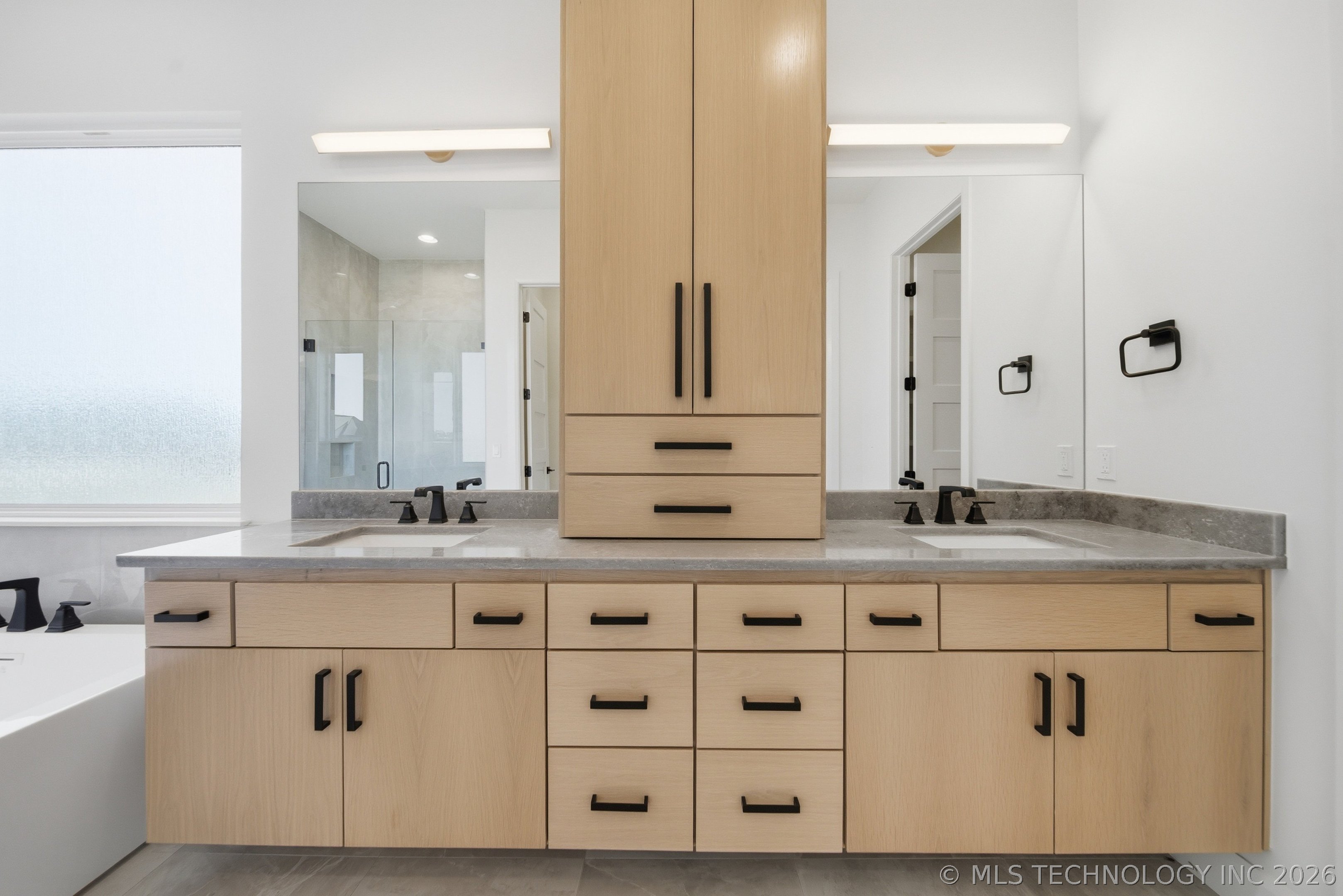 2347 E 135th Drive S Property Photo 20