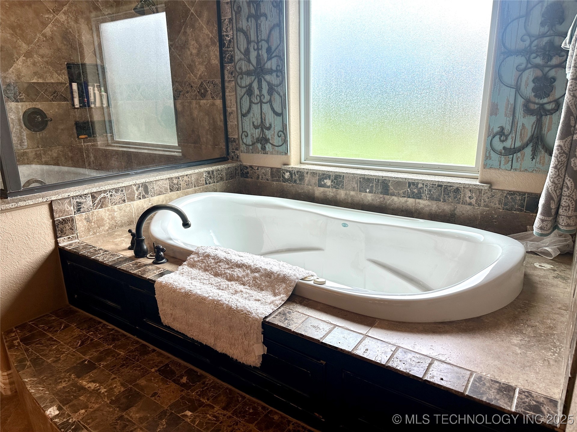 106692 S 4230 Road Property Photo 26