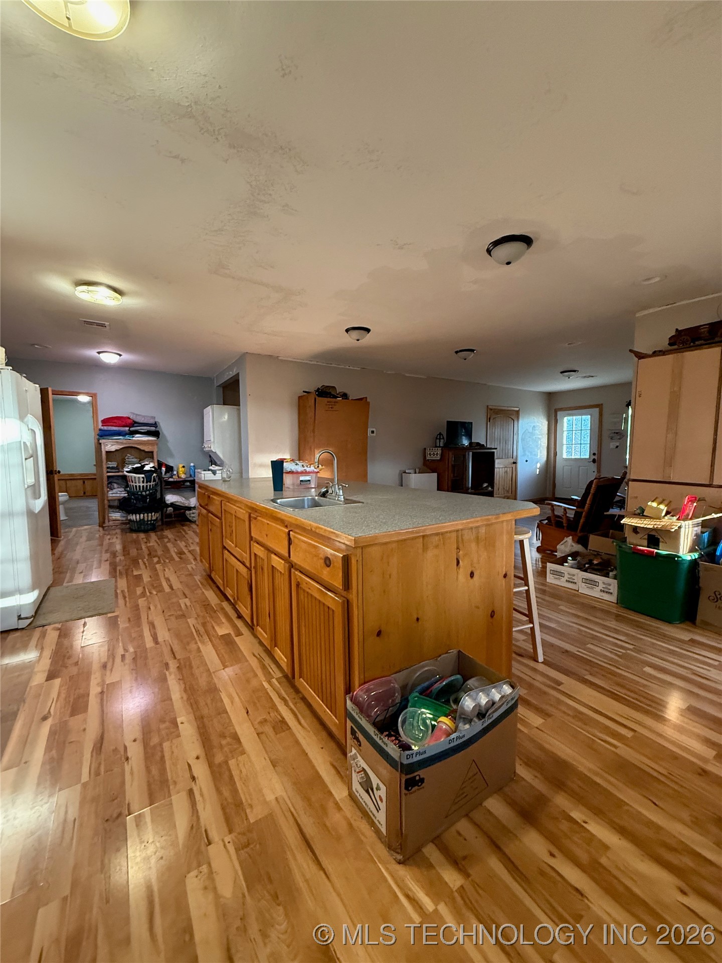 1334 Highway 7 E Property Photo 3