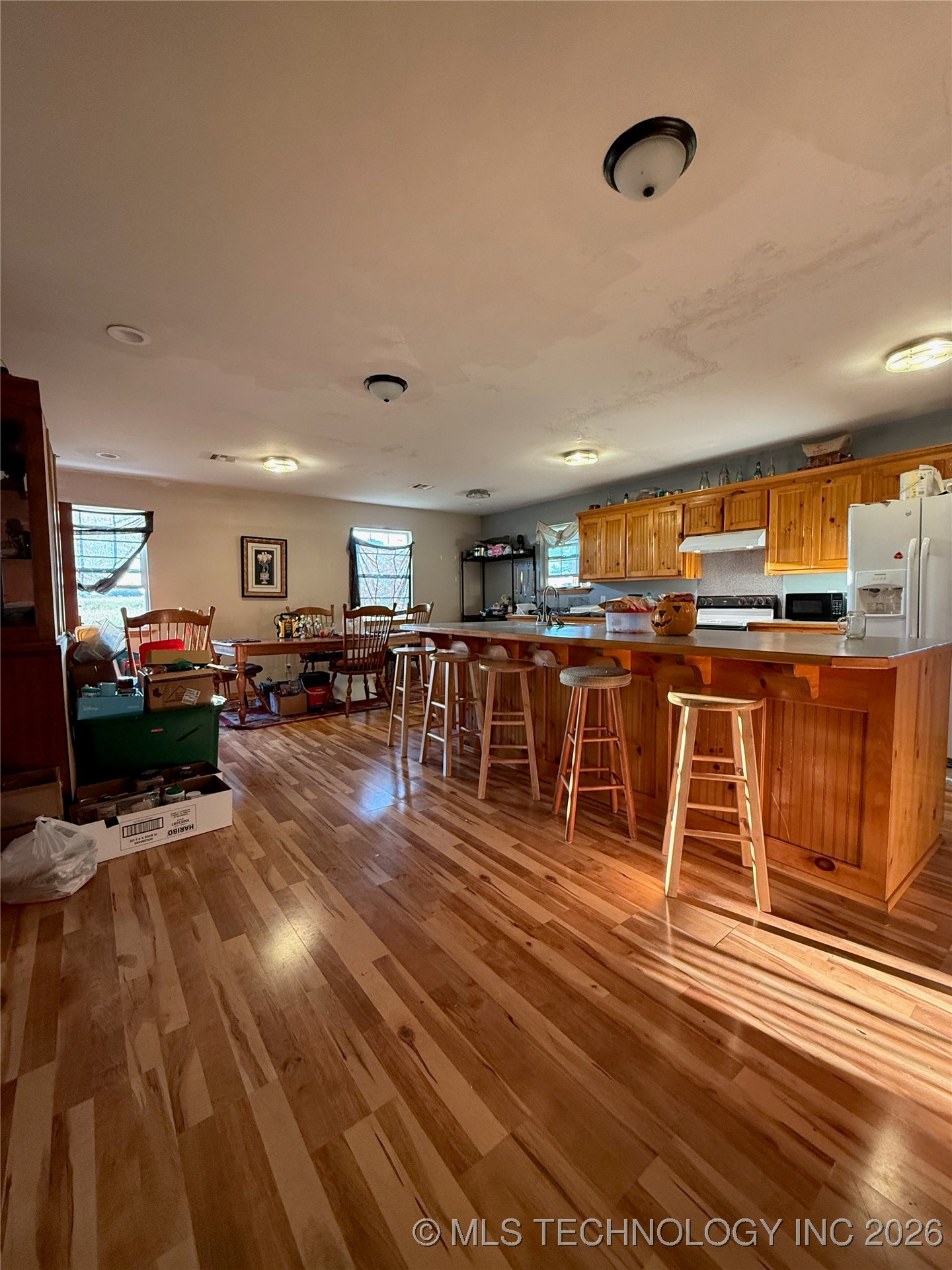 1334 Highway 7 E Property Photo 10